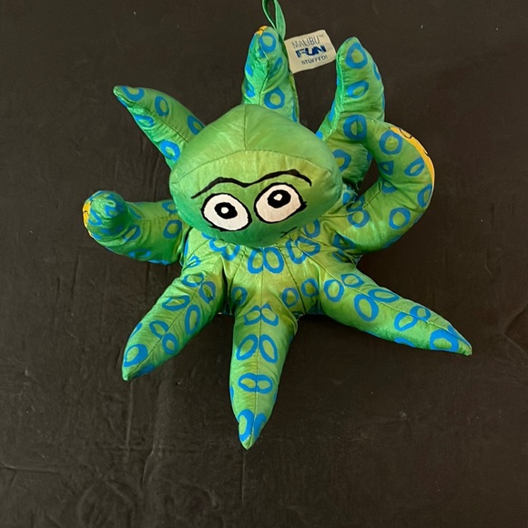 Malibu Fun Stuff Octopus - Picture 1 of 3